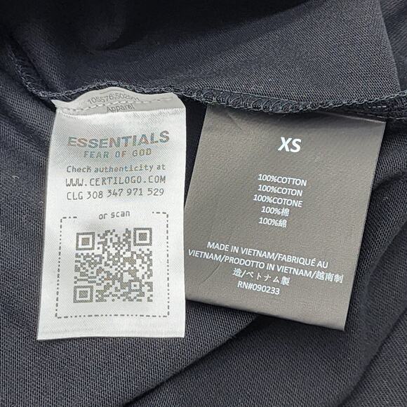 Fear of God Essentials Oversized Crewneck T-Shirt in Black - NWT - Picture 6 of 11
